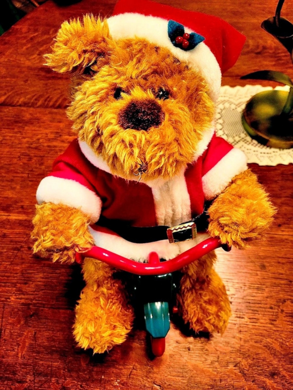 Vintage Avon 1997 Musical Cycling Santa Teddy Bear on Tricycle Works.